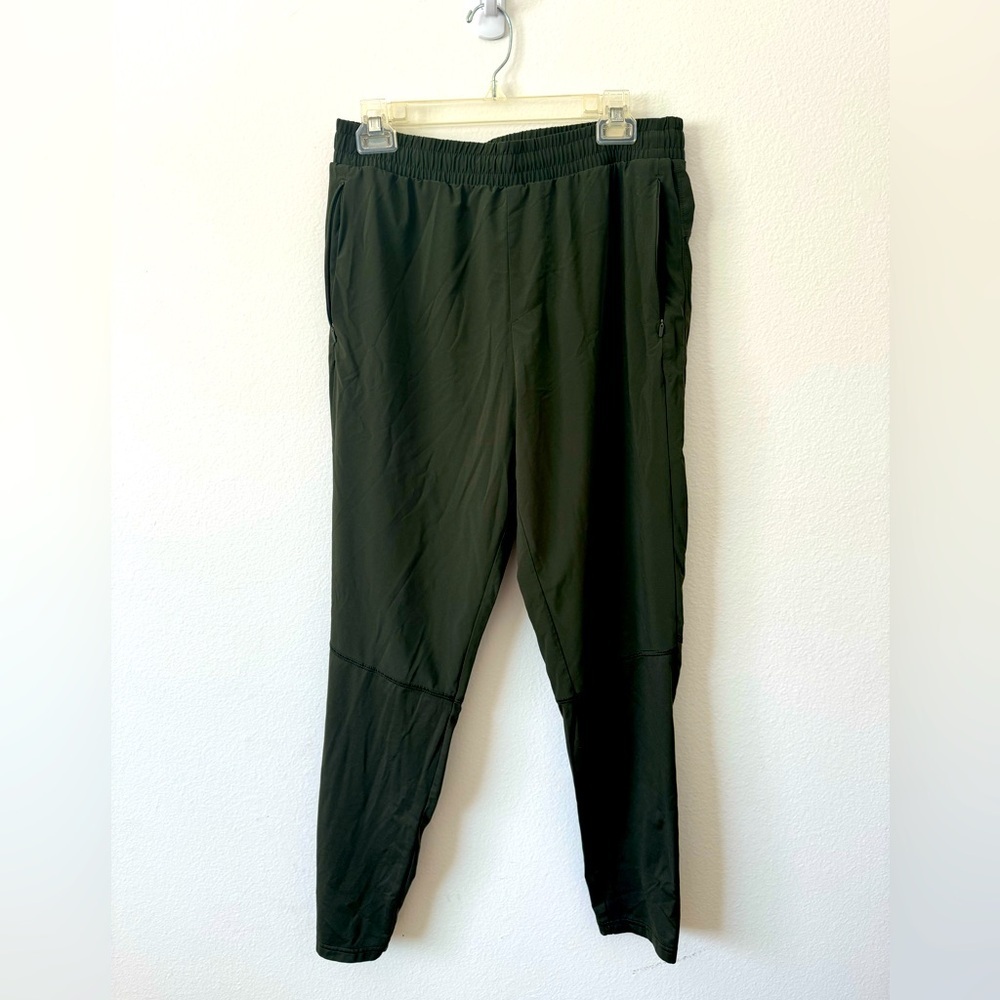 Green Joggers with elastic waist Size M